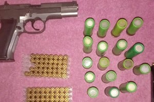 El arma secuestrada en poder del acusado. Foto: Gentileza