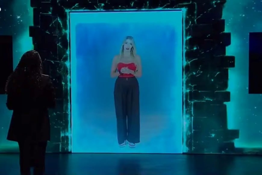 Mavinga escuchó atentamente a Carmiña y la perdonó.