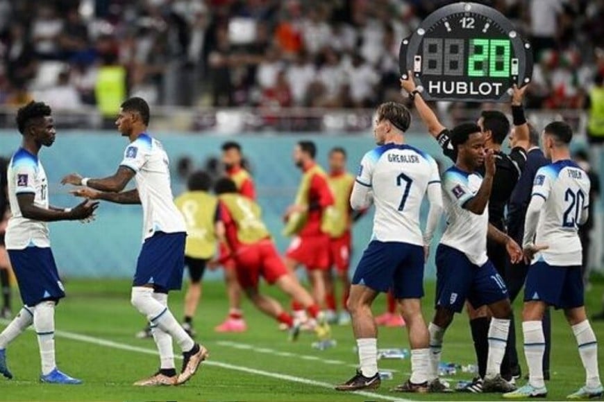 Las sustituciones tendrán un límite de 10 segundos para la salida del futbolista reemplazado.