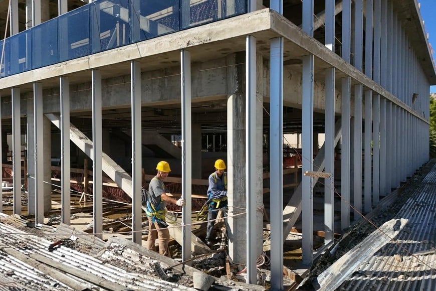 La obra "avanza a buen ritmo", dijo el secretario de Obras Públicas, Marcelo Pascualón. Foto: Fernando Nicola
