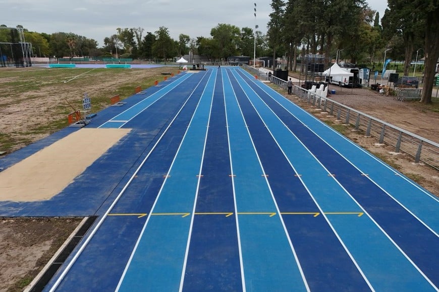 Nueva pista de atletismo en Venado Tuerto