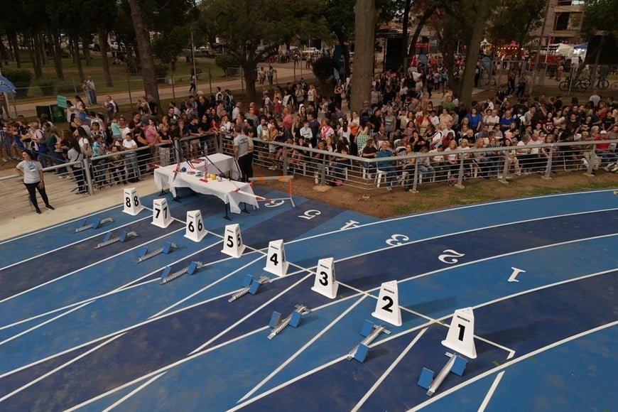 El público en la previa del acto. Crédito: Fernando Nicola