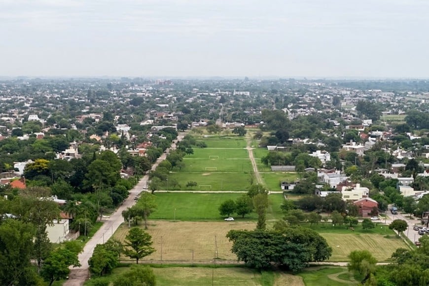 De Este a Oeste. La franja de terrenos ubicados al norte de barrio Guadalupe. Foto: Fernando Nicola.