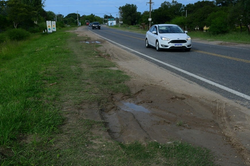 Más banquinas en mal estado. Flavio Raina.