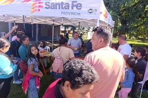 El programa provincial “Santa Fe Acá” llegó a Helvecia con atención integral