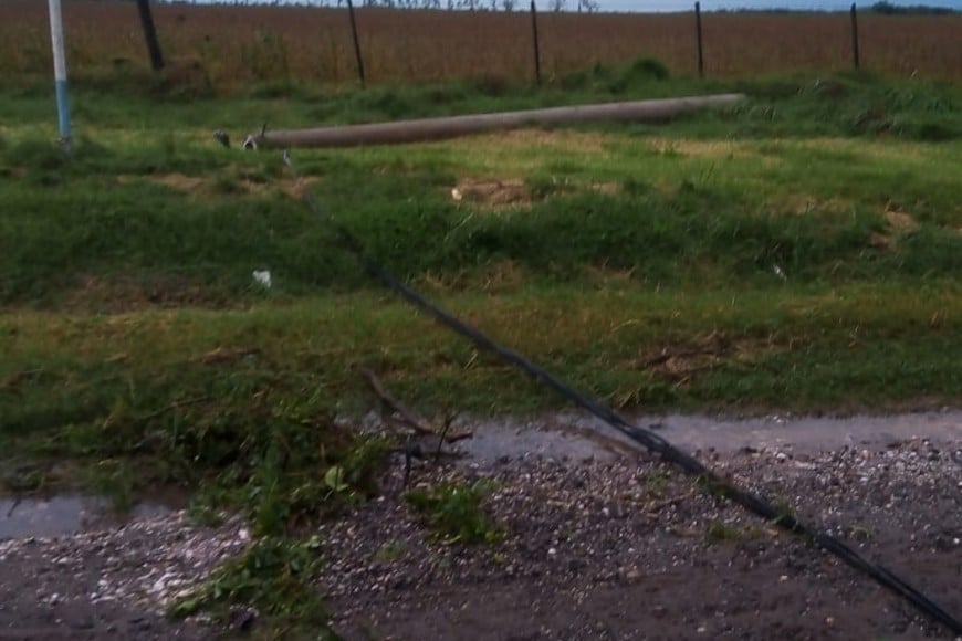 Graves daños por el paso de un temporal en localidades del sur santafesino. Fotos: Gentileza RTS