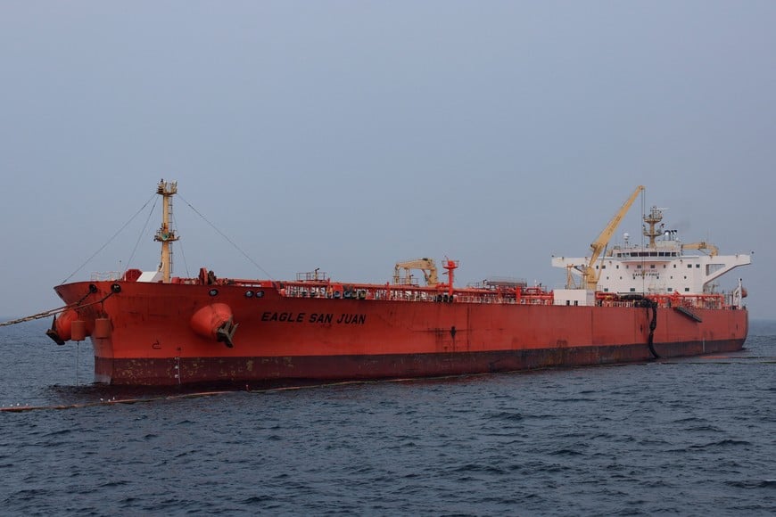 A crude oil tanker EAGLE SAN JUAN, sailing under the flag of Singapore and carrying crude oil from the U.S., offloads at Cnergyico's Single Point Mooring (SPM), Pakistan's first and only floating port, located near Hub coast in Balochistan, Pakistan, March 18, 2026. REUTERS/Akhtar Soomro?