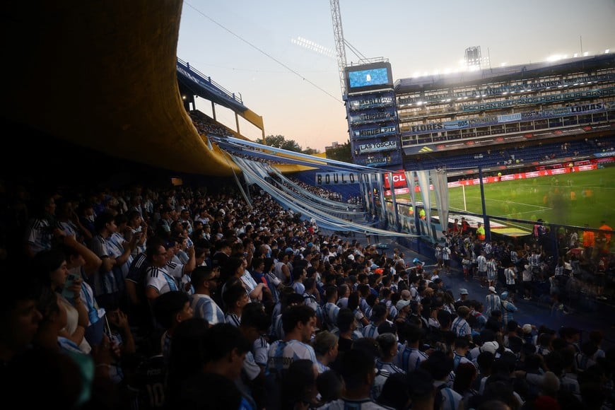 Soccer Football - International Friendly - Argentina v Zambia - Estadio La Bombonera, Buenos Aires, Argentina - March 31, 2026
General view of Argentina fans in the stands before the match REUTERS/Agustin Marcarian