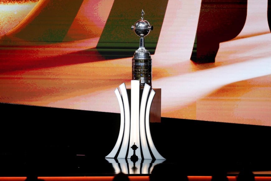 Soccer Football - Copa Libertadores - Group Stage Draw - CONMEBOL Convention Centre, Luque, Paraguay - March 19, 2026
The Copa Libertadores trophy is displayed during the draw REUTERS/Cesar Olmedo