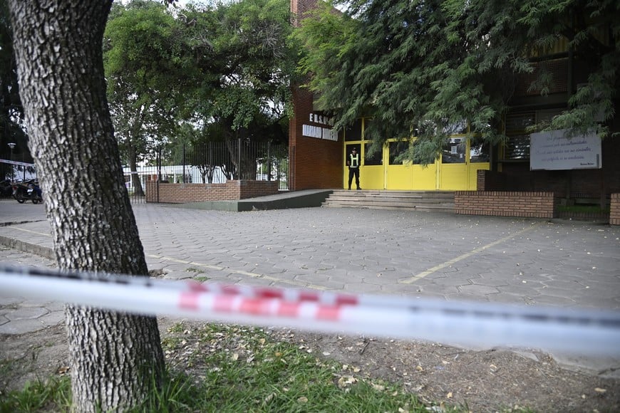 Así lucía la escuela la Escuela Normal de San Cristóbal tras la dolorosa jornada. Crédito: El Litoral