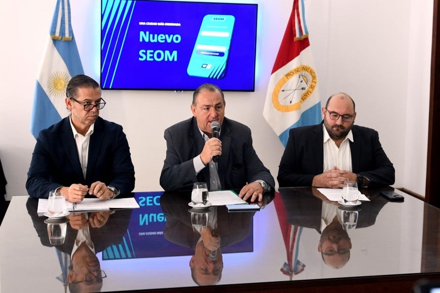 Funcionarios municipales detallaron el funcionamiento, tarifas y etapas del nuevo sistema