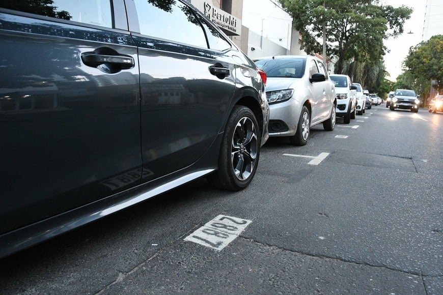 Las dársenas pintadas para el nuevo SEOM. Foto: Manuel Fabatía.