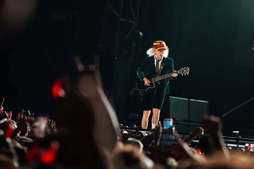 Tercera fecha de AC/DC en River, cumpleaños de Angus Young