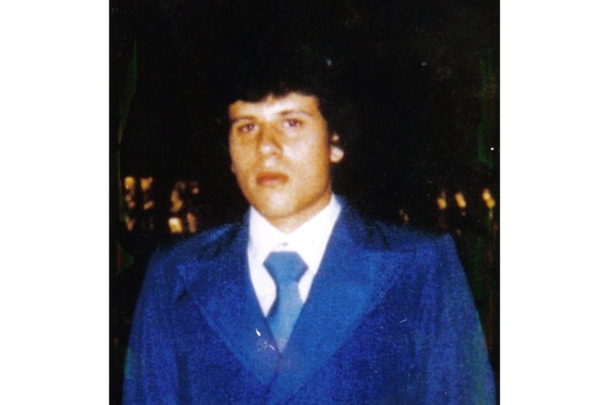 Julio César Lobos, conscripto de la Armada Argentina. Falleció en el hundimiento del Crucero ARA General Belgrano.