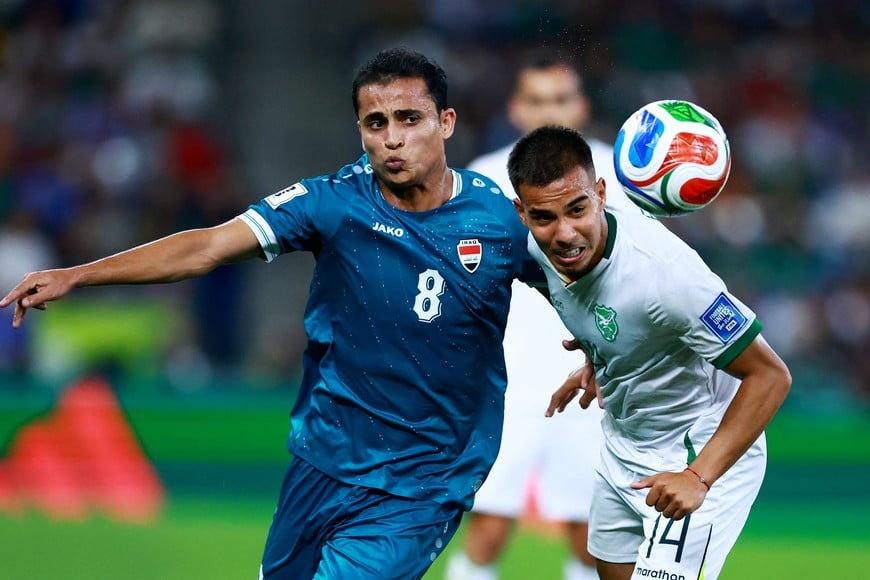 Soccer Football - FIFA World Cup - Inter-Confederation Playoffs - Final - Iraq v Bolivia - Estadio Monterrey, Monterrey, Mexico - March 31, 2026
Bolivia's Robson Matheus in action with Iraq's Ibrahim Bayesh REUTERS/Raquel Cunha