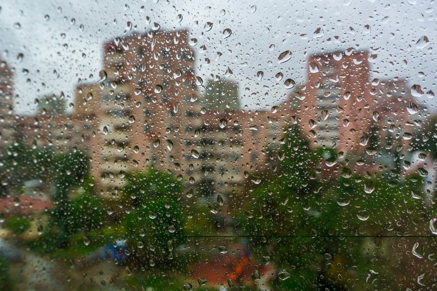 Se esperan tormentas, lluvias y vientos fuertes en ocho provincias.