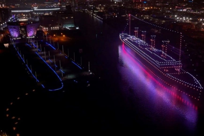 El despliegue incluyó alrededor de 950 drones