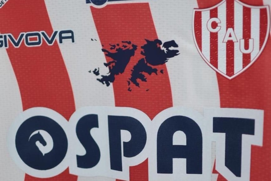 La camiseta con el homenaje a Malvinas. Gentileza Prensa Unión