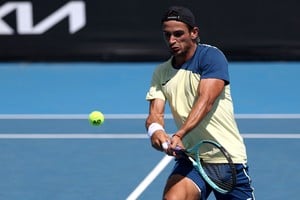 Navone remontó un partidazo ante Van de Zandschulp y busca el título