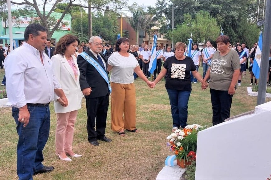 Vera rindió homenaje a los héroes de Malvinas.