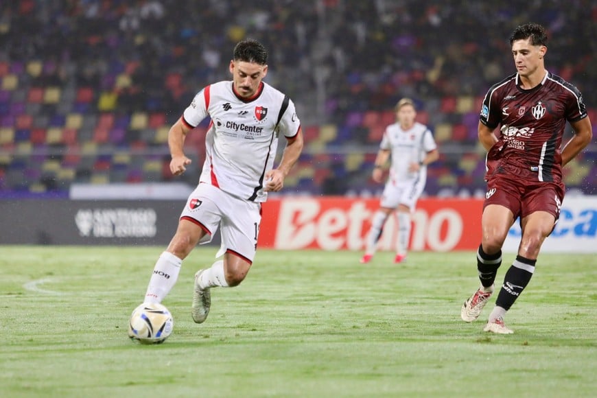 Newell’s ganó en Santiago, venció 3-1 a Central Córdoba y dejó el fondo de la Zona A