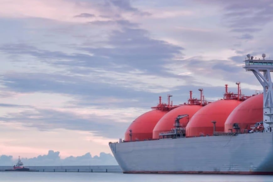 importación de gas. Crédito: Argenports.