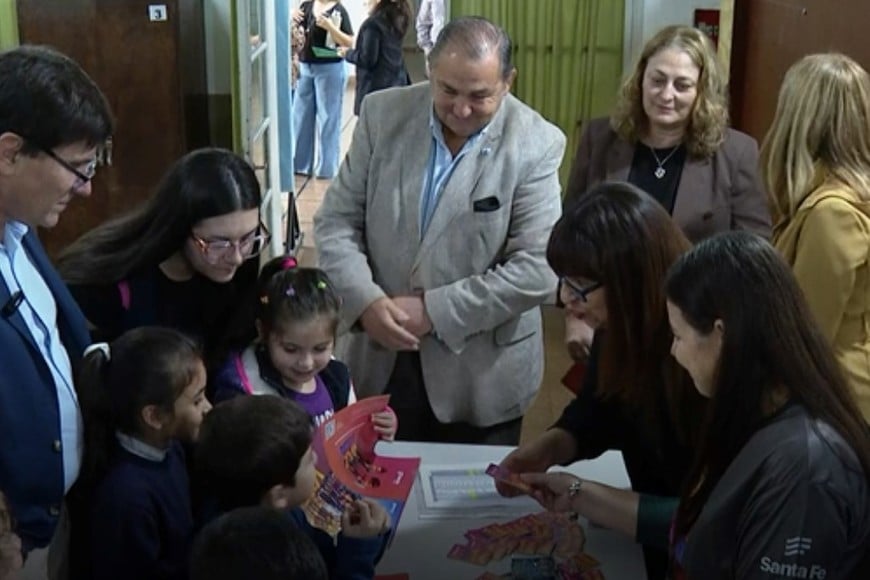 El programa "Vaccin" pasó por la Escuela Gregoria Pérez de Denis. Crédito: El Litoral.