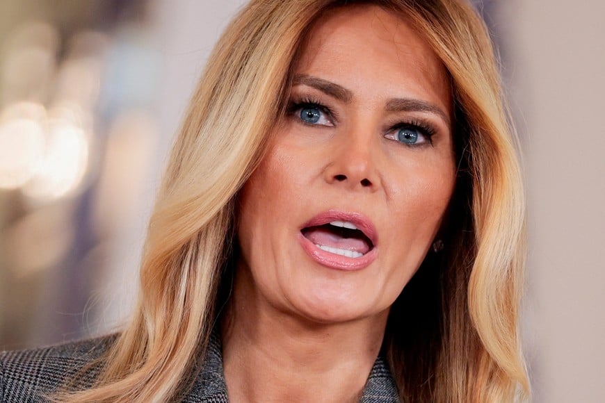 U.S. first lady Melania Trump delivers remarks regarding the late financier and convicted sex offender Jeffrey Epstein from the Grand Foyer of the White House in Washington, D.C., U.S., April 9, 2026. REUTERS/Evan Vucci