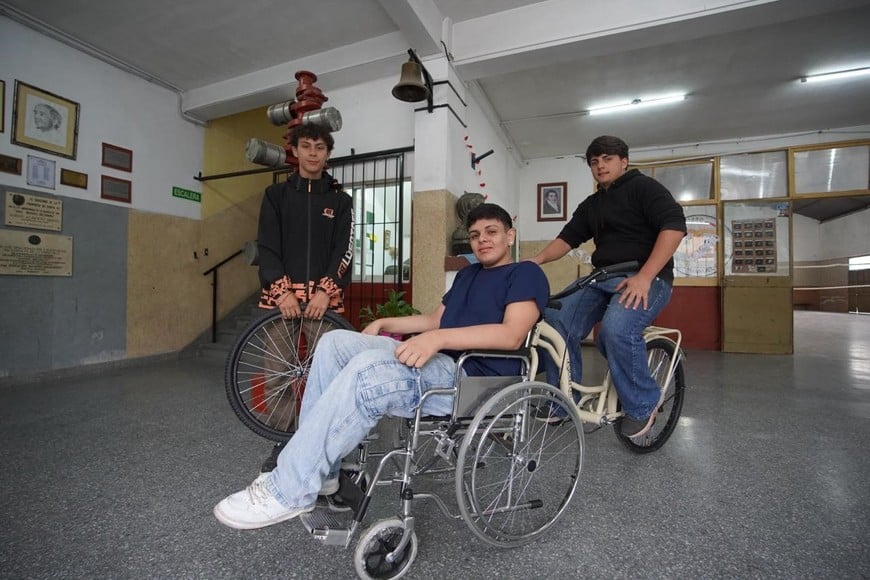 Bici sillas. Escuela Belgrano. Foto: Fernando Nicola