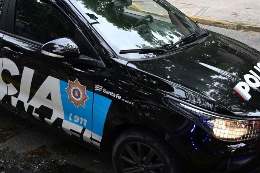 Llegó al lugar personal policial