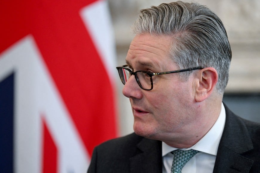 FILE PHOTO: Britain's Prime Minister Keir Starmer attends a meeting to discuss the U.S.-Israeli conflict with Iran and the impact on the Strait of Hormuz, in London, Britain, March 30, 2026. REUTERS/Jaimi Joy/Pool//File Photo