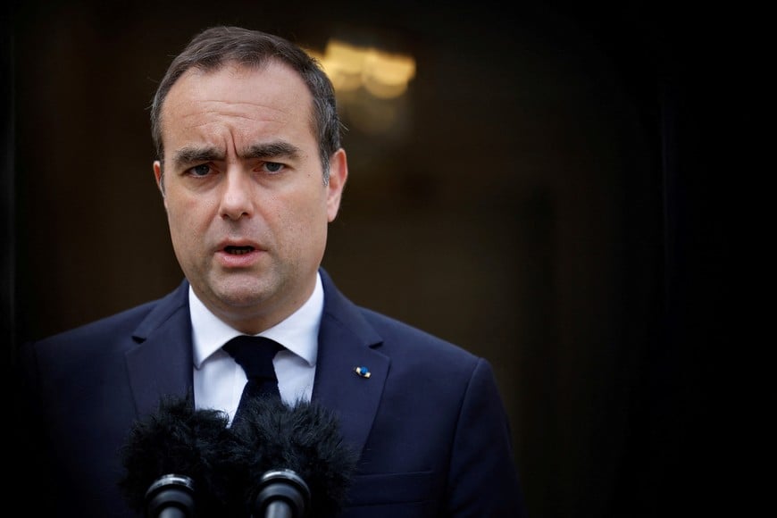 France's Prime Minister Sebastien Lecornu delivers remarks during a pre-recorded televised address at the Hotel de Matignon in Paris, France, April 10, 2026. IAN LANGSDON/Pool via REUTERS