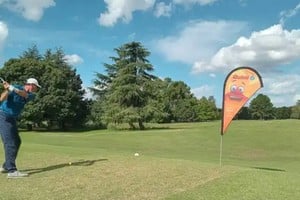 La Copa Santa Fe de golf puso primera en Venado Tuerto con gran cantidad de participantes.