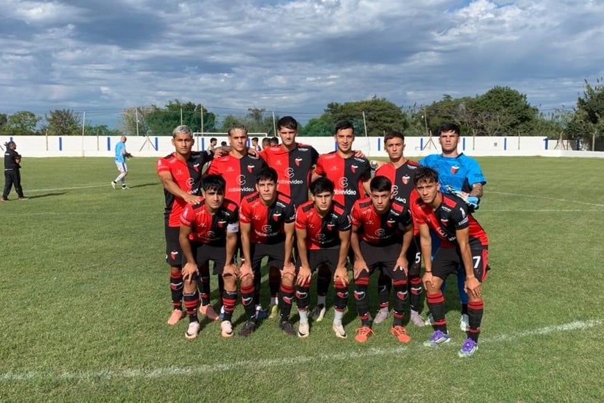 Colón, triunfo y líder. Gentileza