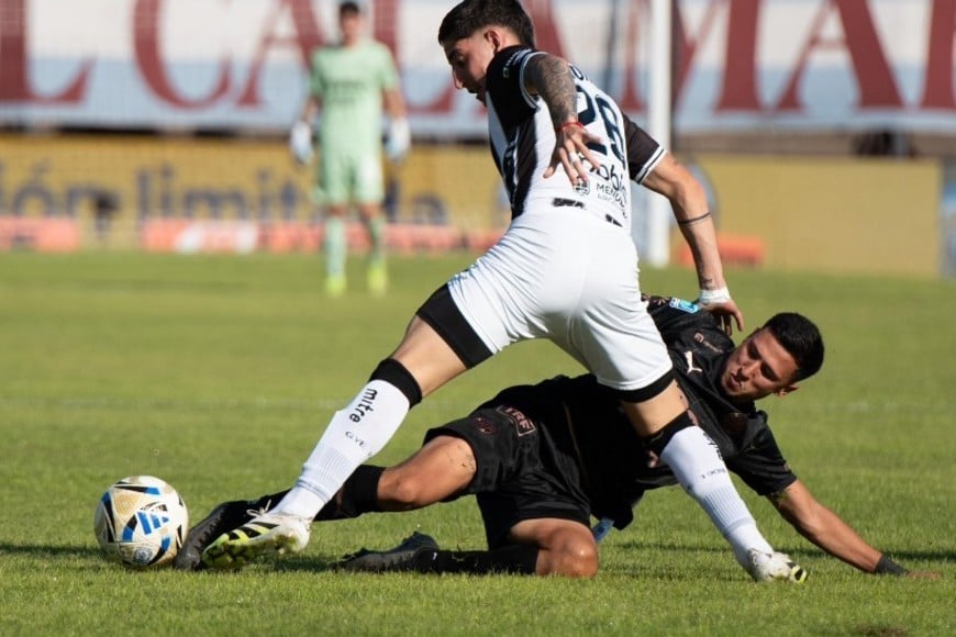 Platense vs Gimnasia (M). Fotos: @caplatense