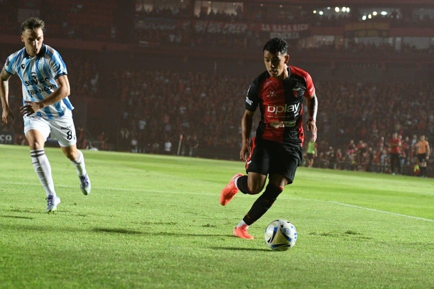 colon racing cordoba. Foto: Manuel Fabatía.