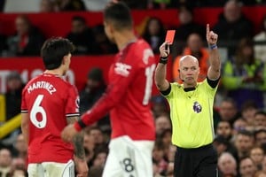 Lisandro Martínez volvió a ser titular en Manchester United tras 52 días de inactividad. Foto: Reuters