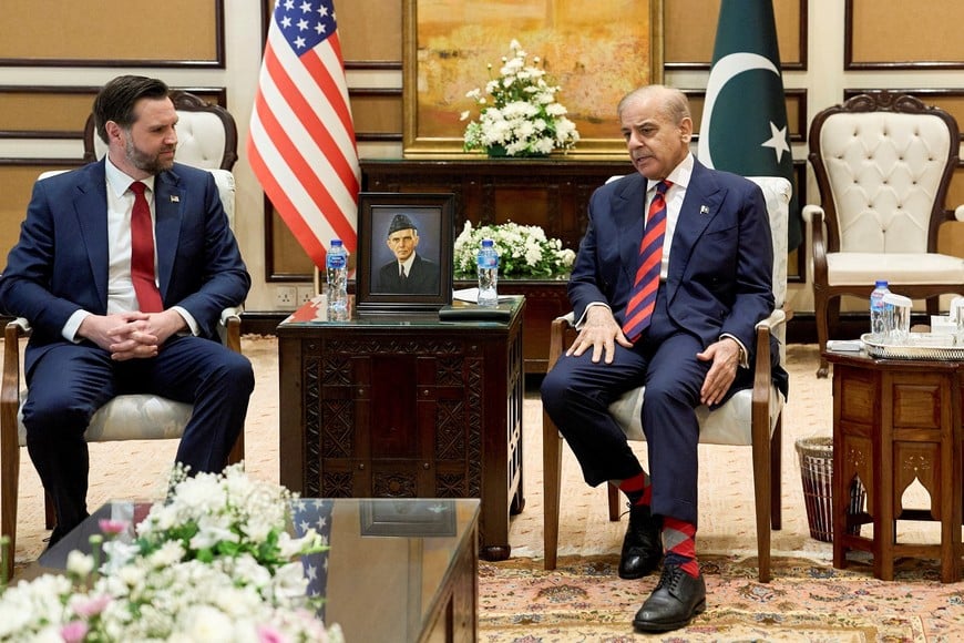 Vice President JD Vance meets with Pakistan’s Prime Minister Shehbaz Sharif to talk about Iran, April 11, 2026, in Islamabad. Jacquelyn Martin/Pool via REUTERS?