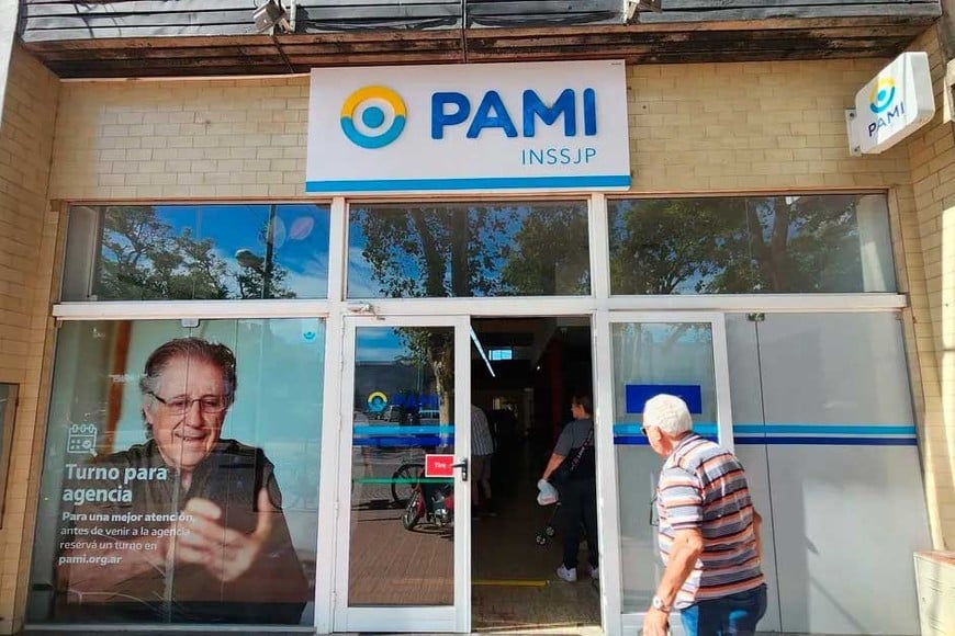 Pami debe cuatro pagos.