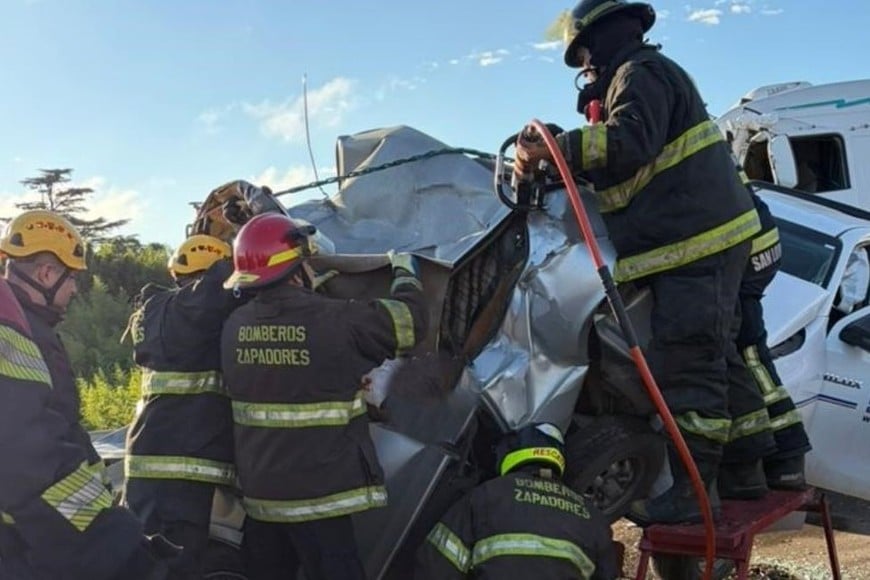 Choque en cadena y rescate extremo en la autopista. Foto: Gentileza