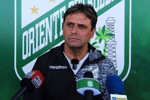 Guillermo Hoyos fue designado como entrenador interino de Inter Miami tras la salida de Mascherano.