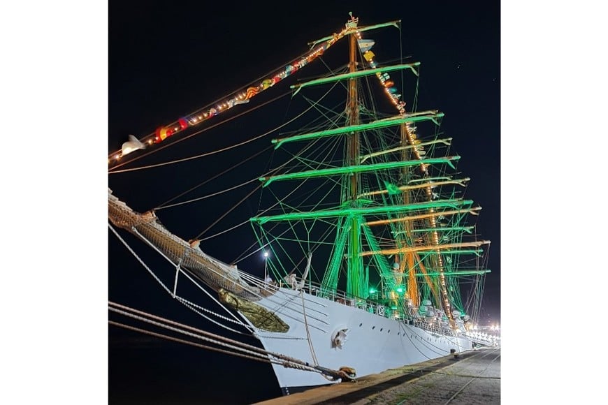 La Fragata Libertad en pleno viaje de instrucción. Crédito: Gentileza