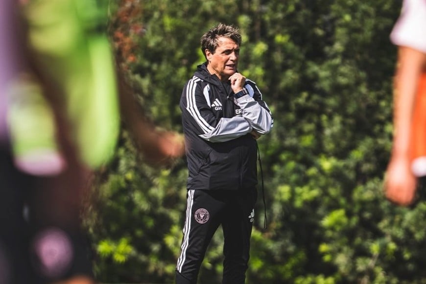 Guillermo Hoyos asumió de manera interina tras la salida de Javier Mascherano.