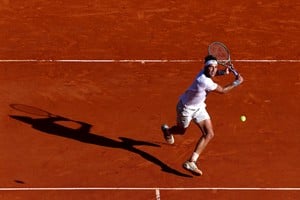 Tennis - ATP Masters 1000 - Monte Carlo Masters - Monte Carlo Country Club, Roquebrune-Cap-Martin, France - April 9, 2026
Argentina's Tomas Martin Etcheverry in action during his round of 16 match against Spain's Carlos Alcaraz REUTERS/Manon Cruz