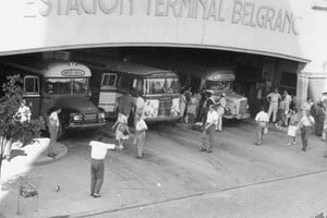 Edificio de la Antigua Estación Terminal de Ómnibus General Manuel Belgrano de Santa Fe, donde ahora está el Cemafe.