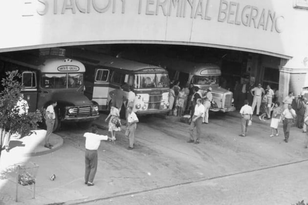 Edificio de la Antigua Estación Terminal de Ómnibus General Manuel Belgrano de Santa Fe, donde ahora está el Cemafe.