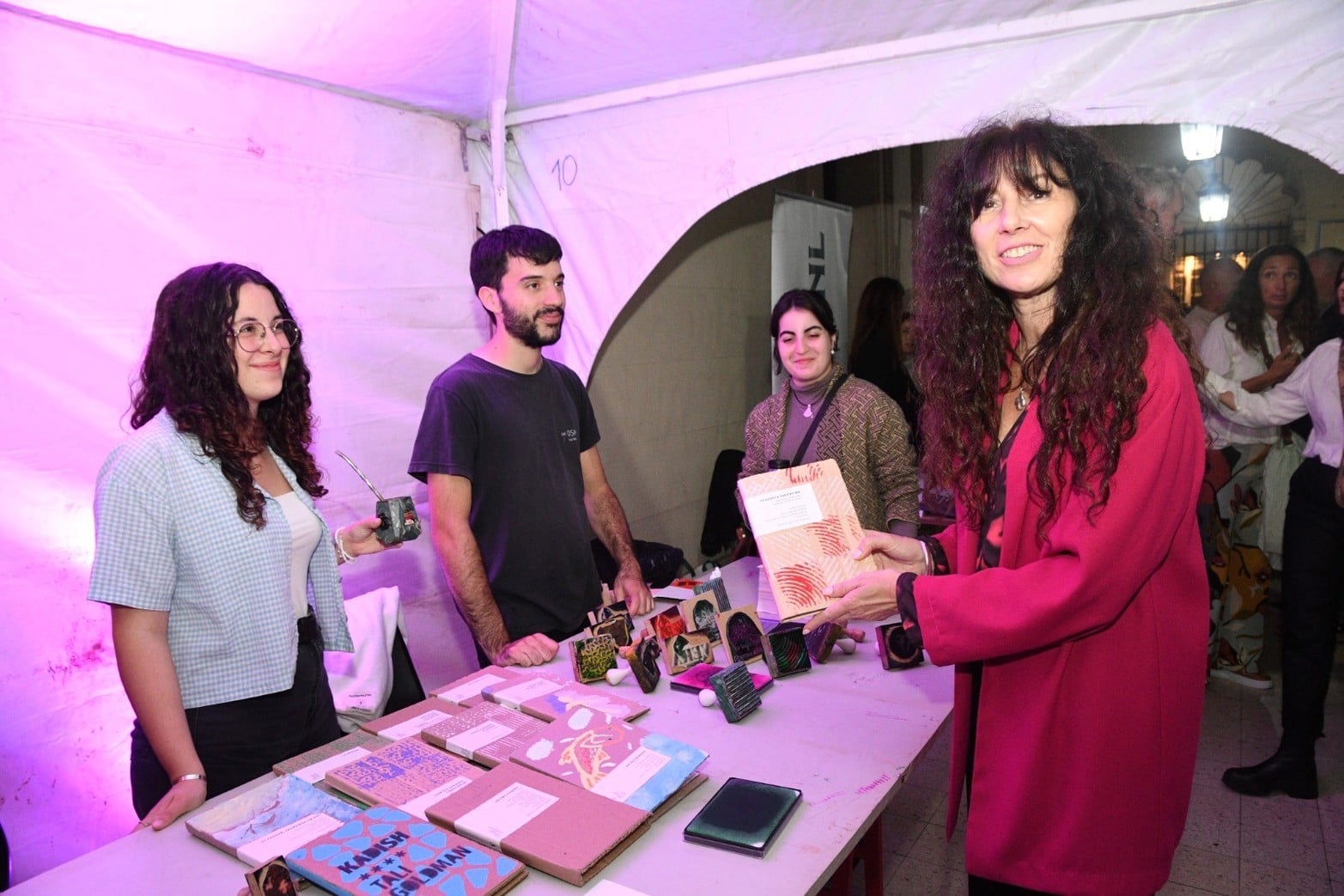 La Universidad no se apaga: jornada de visualización en la UNL