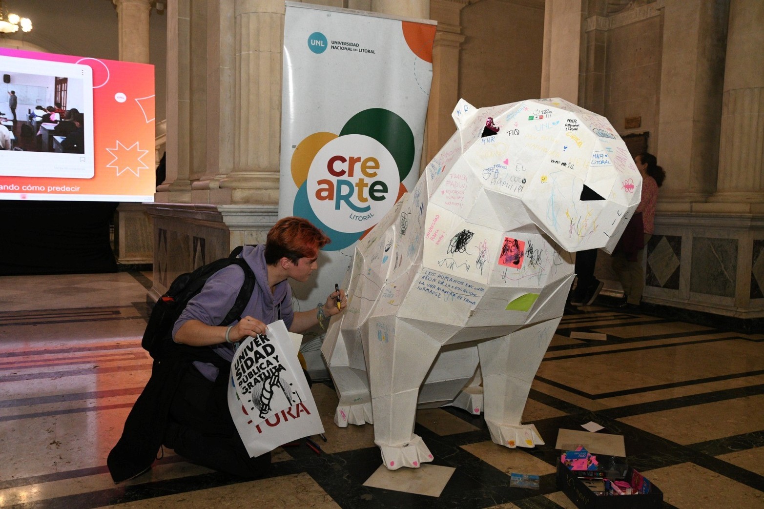 La Universidad no se apaga: jornada de visualización en la UNL