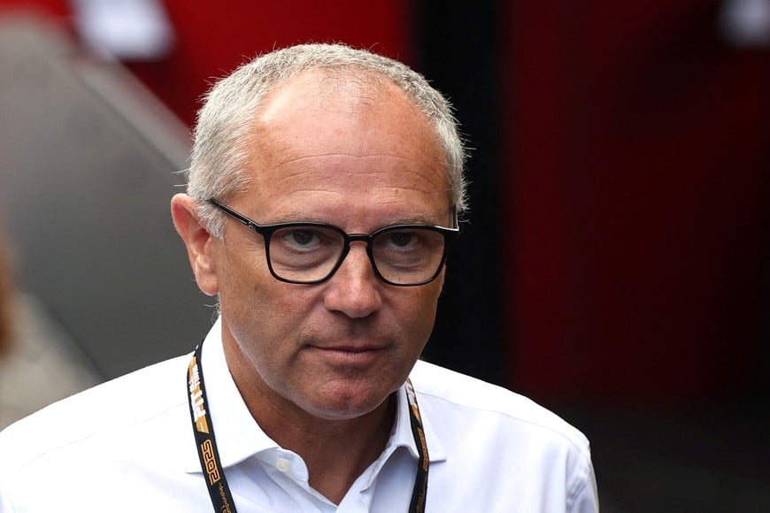 FILE PHOTO: Formula One F1 - Dutch Grand Prix - Circuit Zandvoort, Zandvoort, Netherlands - August 31, 2025
F1 CEO Stefano Domenicali ahead of the race REUTERS/Jakub Porzycki/File Photo