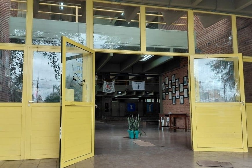 La vuelta a clases: alumnos y docentes regresaron a la escuela 40 de San Cristóbal